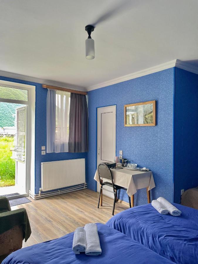 Piligrim Kazbegi Hotell Exteriör bild